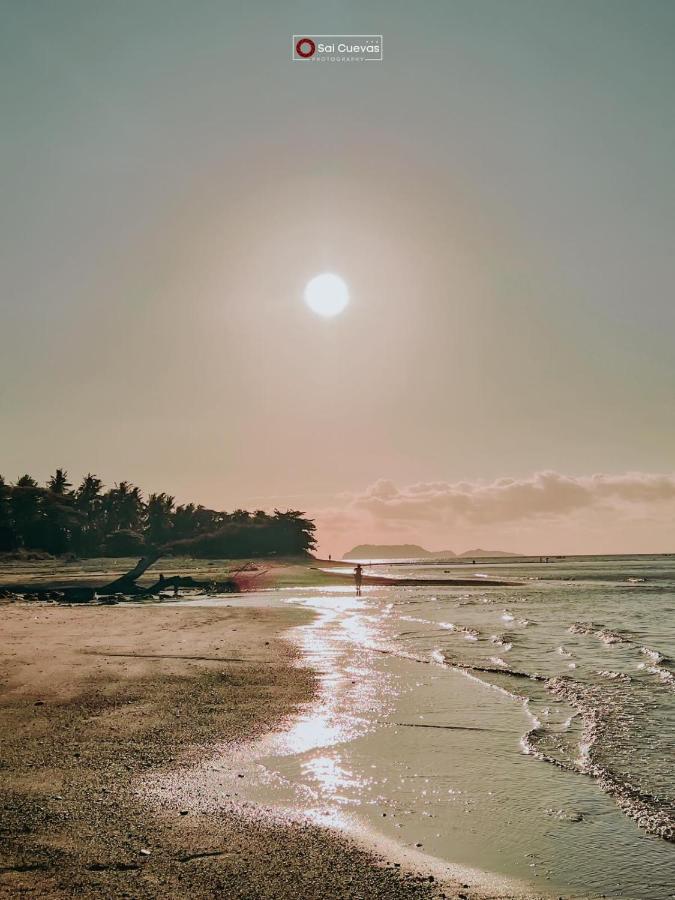 A Villas Resort & Restaurant Zamboanguita  Eksteriør bilde