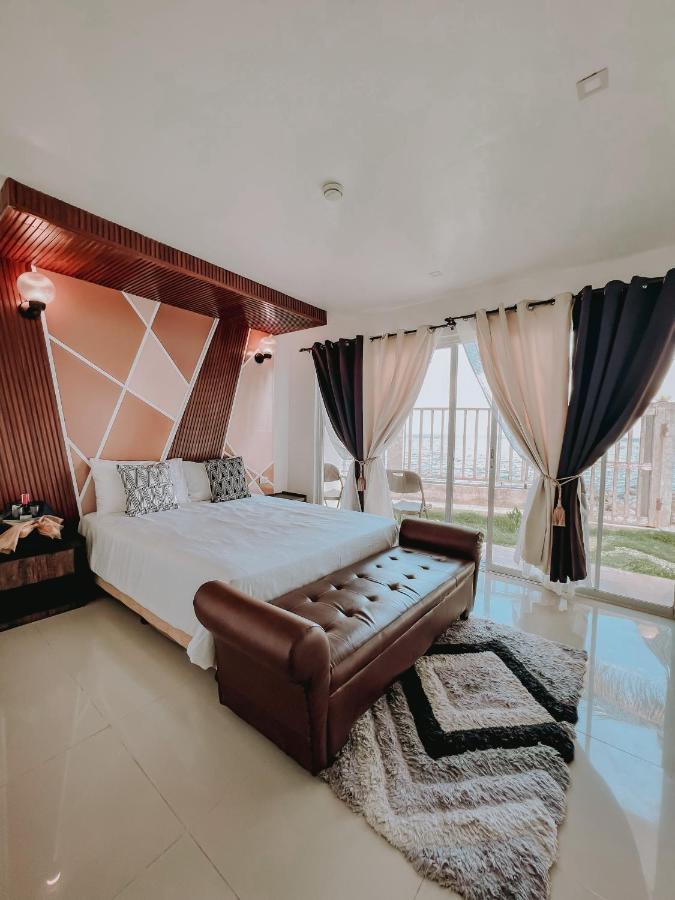 A Villas Resort & Restaurant Zamboanguita  Eksteriør bilde